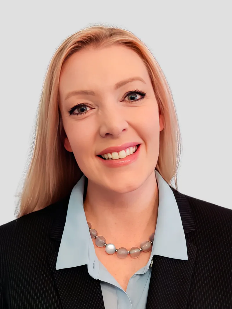 Jennifer Warren
